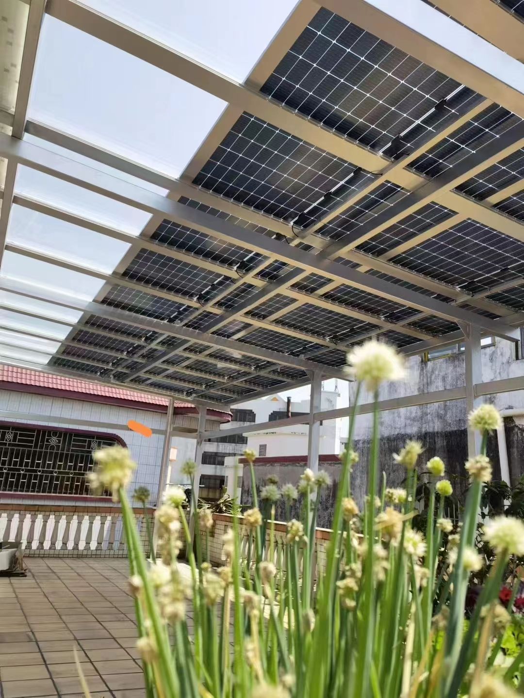 武汉别墅家用屋顶太阳能发电系统安装